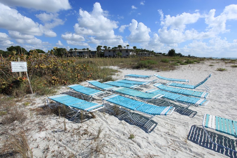 Pictures Gulffront Condominium, beachfront condo